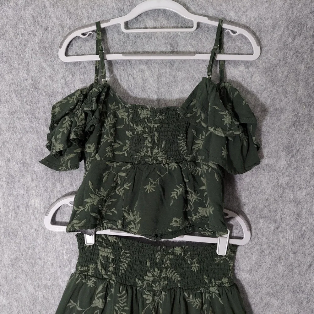 GUESS Outfit Women M Floral Embroidered Off Shoulder Top Pants Wide‎ Leg Smocked